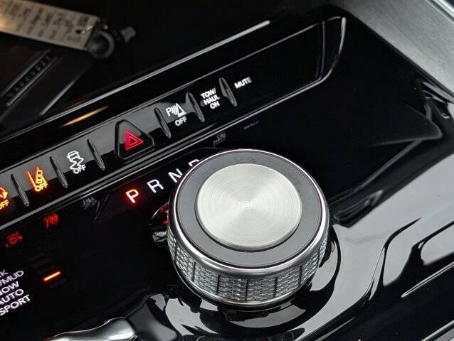 2024 Jeep Wagoneer Carbide