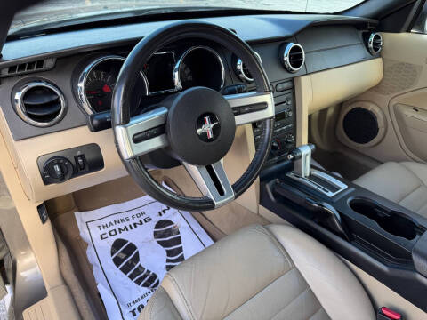 2005 Ford Mustang GT Premium