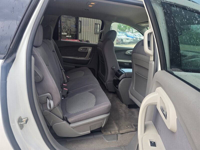 2010 Chevrolet Traverse LS
