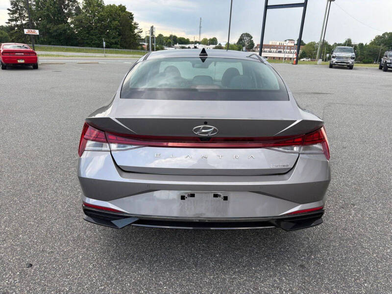 2023 Hyundai Elantra