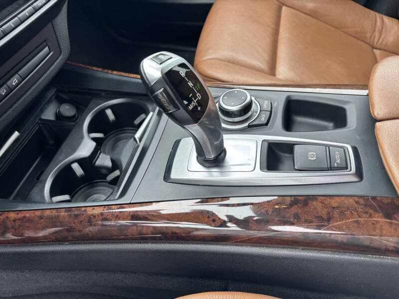 2010 BMW X5 xDrive30i