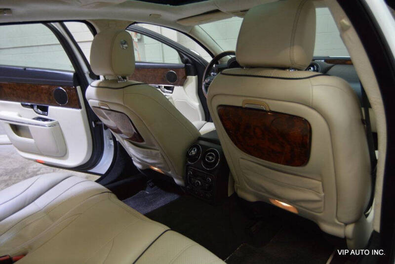 2012 Jaguar XJL Portfolio