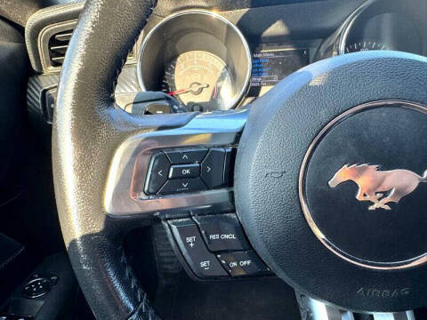 2016 Ford Mustang V6