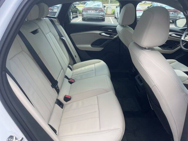 2025 Audi A6 Sportback e-tron Premium Plus