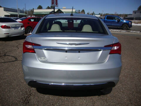 2012 Chrysler 200 Touring