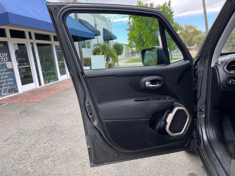 2017 Jeep Renegade Latitude