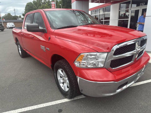 2019 RAM 1500 Classic SLT
