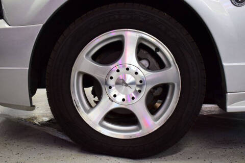 2004 Ford Mustang Deluxe