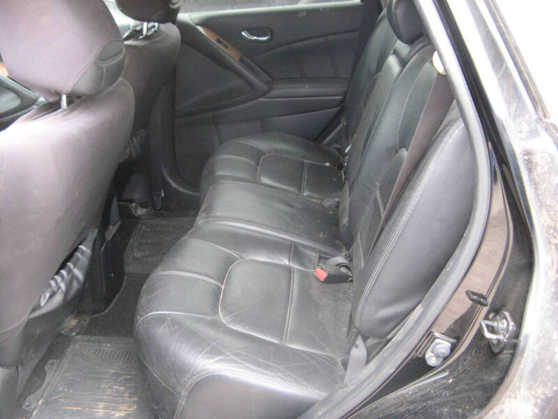 2011 Nissan Murano LE