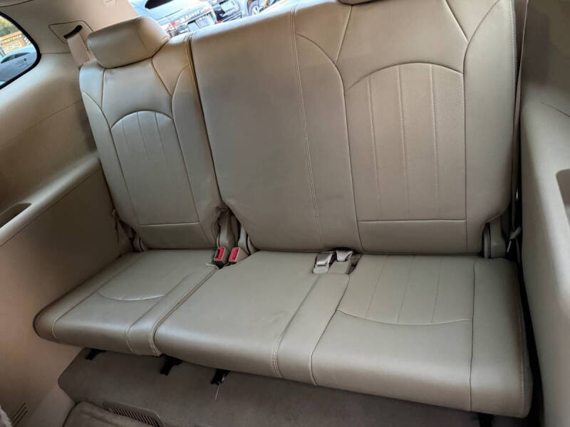 2011 Buick Enclave CXL-2