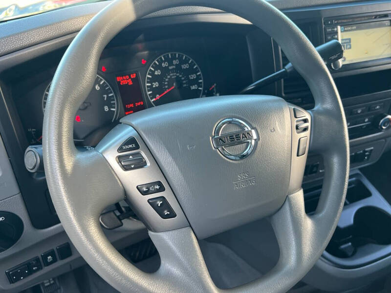 2016 Nissan NV 3500 HD SV