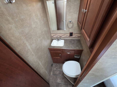 2013 Winnebago Vista