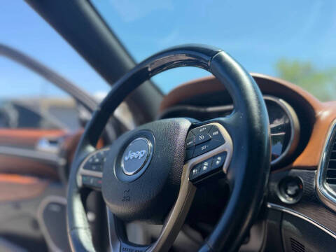 2017 Jeep Grand Cherokee Summit
