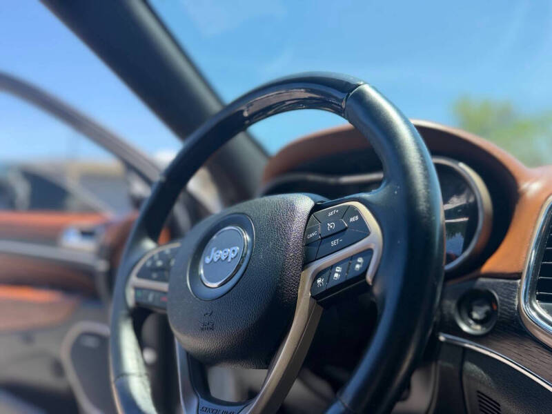 2017 Jeep Grand Cherokee Summit