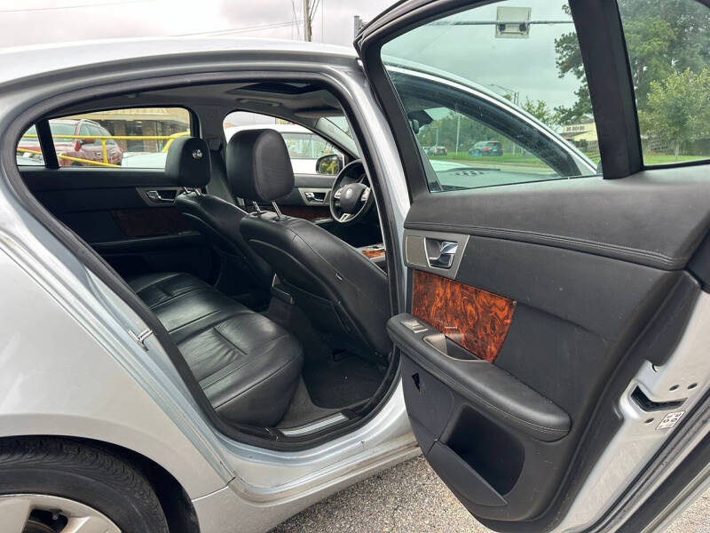 2010 Jaguar XF Premium