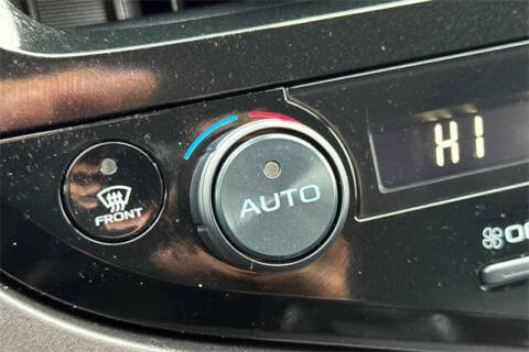 2021 Toyota Camry Hybrid XLE