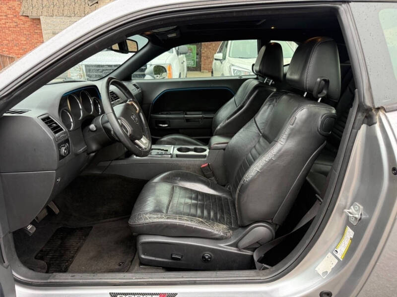2013 Dodge Challenger SXT
