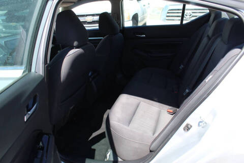 2021 Nissan Altima 2.5 SV