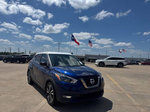 2019 Nissan Kicks SR