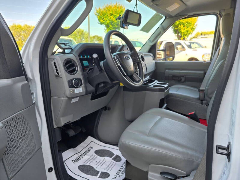 2023 Ford E-Series