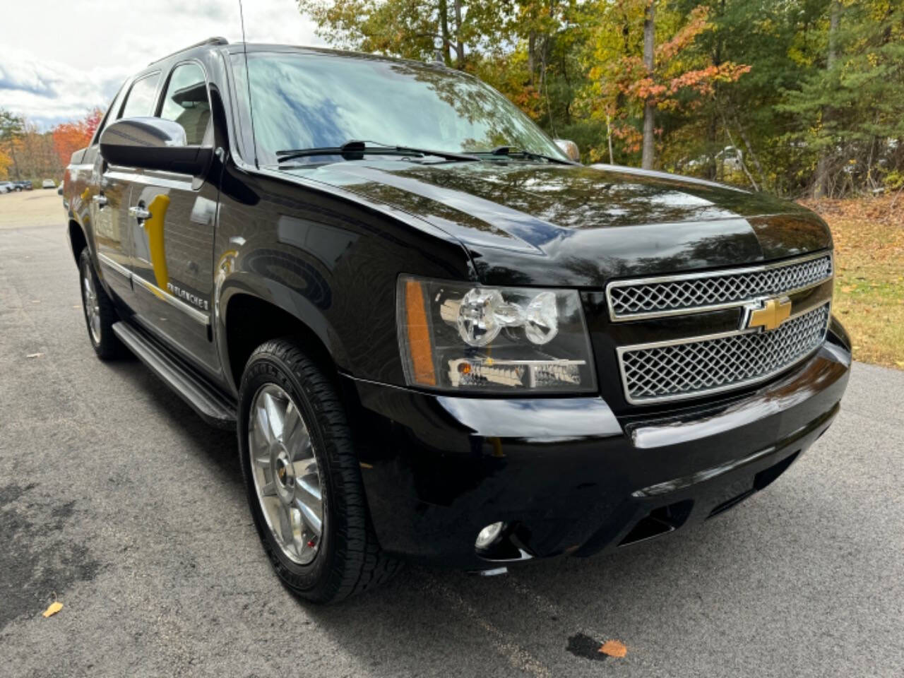 2009 Chevrolet Avalanche for sale at Derry Auto Superstore in Derry, NH