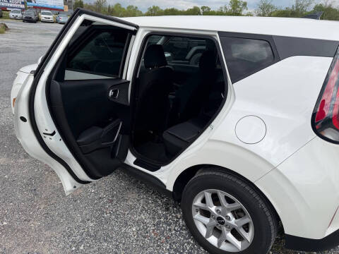 2023 Kia Soul LX