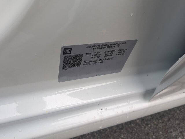 2025 GMC Sierra 3500HD CC Pro