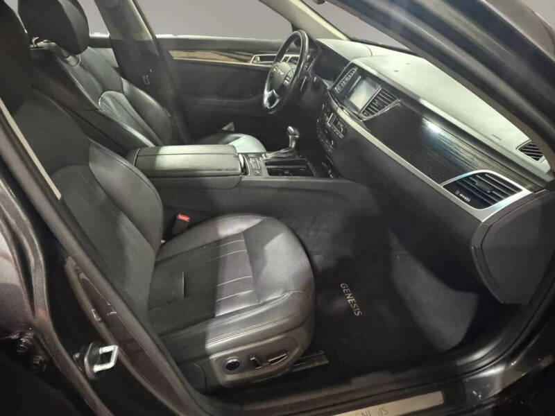 2020 Genesis G80