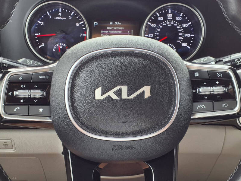 2023 Kia Carnival