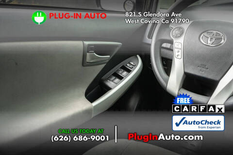 2012 Toyota Prius Three