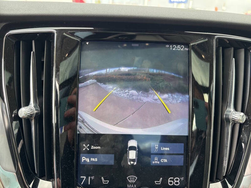 2019 Volvo S60 T6 Momentum