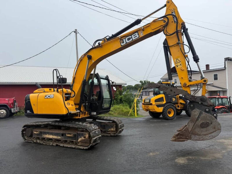 2018 JCB JS-131 Excavator