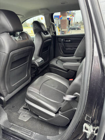 2017 Chevrolet Traverse LT