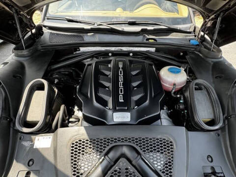 2015 Porsche Macan S