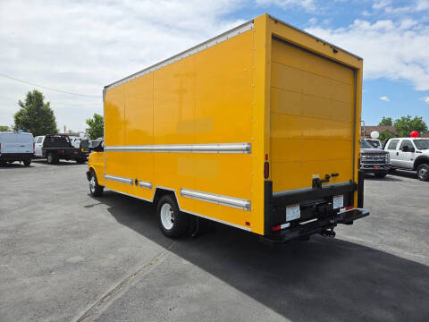 2021 GMC Savana 3500