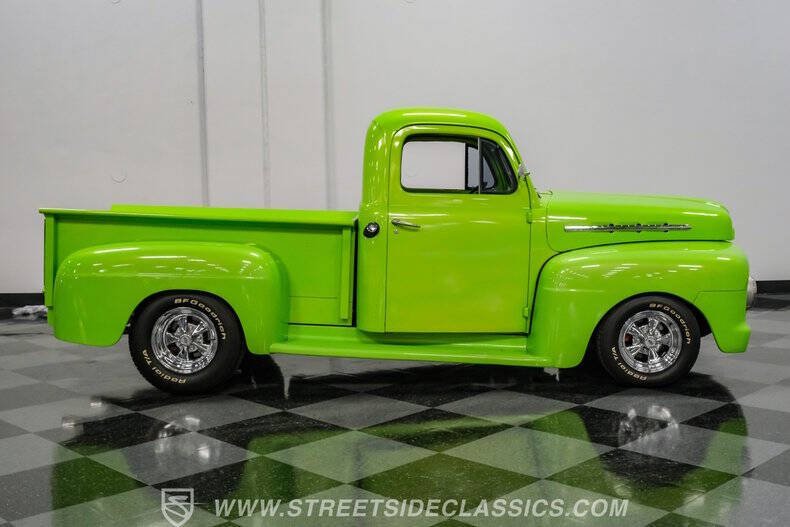 1951 Ford F-100