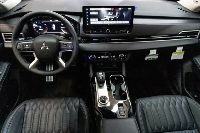 2025 Mitsubishi Outlander SEL