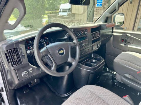 2019 Chevrolet Express 2500