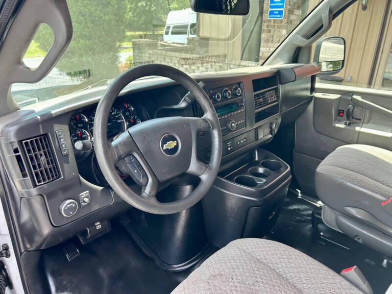 2019 Chevrolet Express 2500