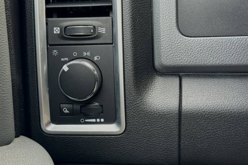 2019 RAM 1500 Classic SLT