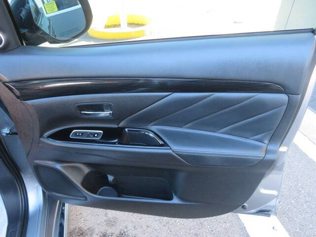 2018 Mitsubishi Outlander PHEV GT