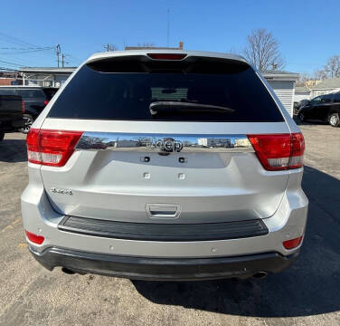 2011 Jeep Grand Cherokee 70th Anniversary