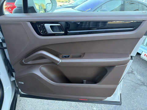 2021 Porsche Cayenne Coupe