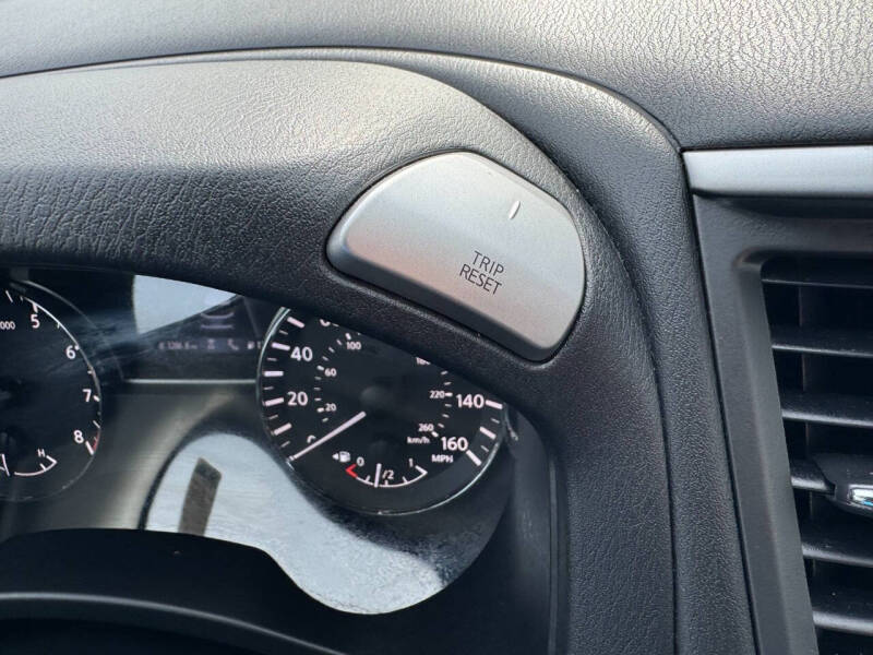 2018 Nissan Pathfinder SL