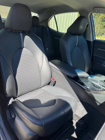 2018 Toyota Camry SE