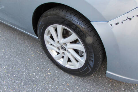 2013 Mazda MAZDA5 Sport