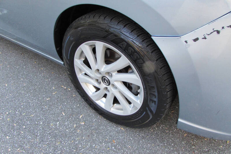 2013 Mazda MAZDA5 Sport