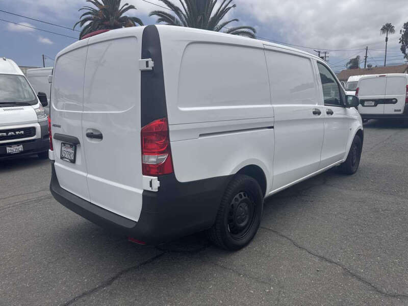 2020 Mercedes-Benz Metris