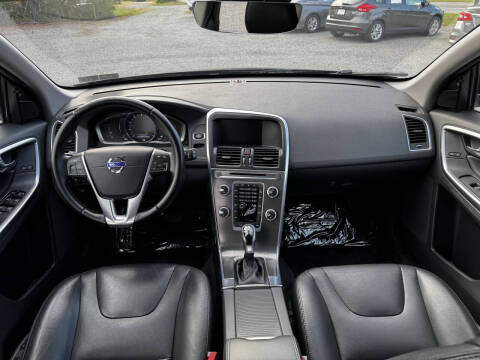 2016 Volvo XC60 T6 Drive-E