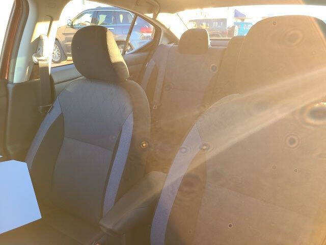 2025 Nissan Versa SV